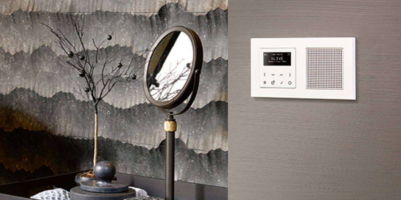 JUNG Smart Radio DAB+ bei Elektroanlagen Rolapp & Krüger GmbH in Ohrdruf