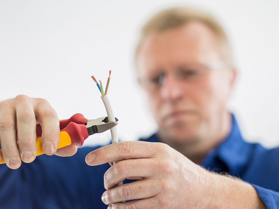 C F021729 bei Elektroanlagen Rolapp & Krüger GmbH in Ohrdruf