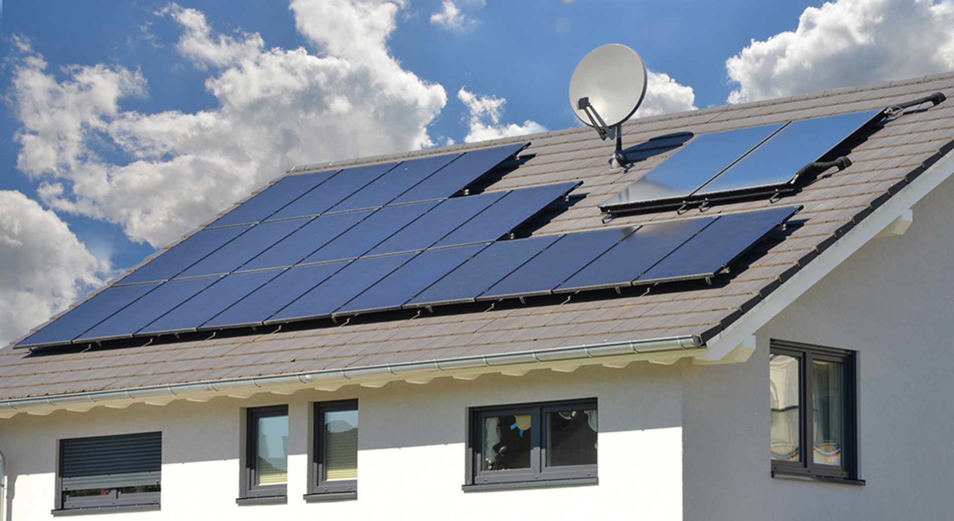 Photovoltaik bei Elektroanlagen Rolapp & Krüger GmbH in Ohrdruf